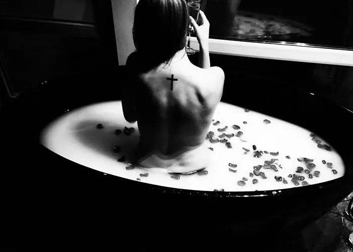 Beach Club Night Club Hotel Odesa