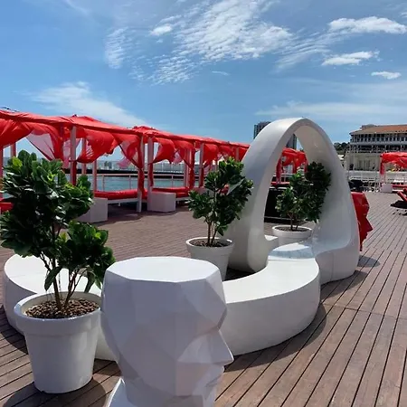 Отель Beach Club Night Club 5*