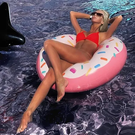 Beach Club Night Club