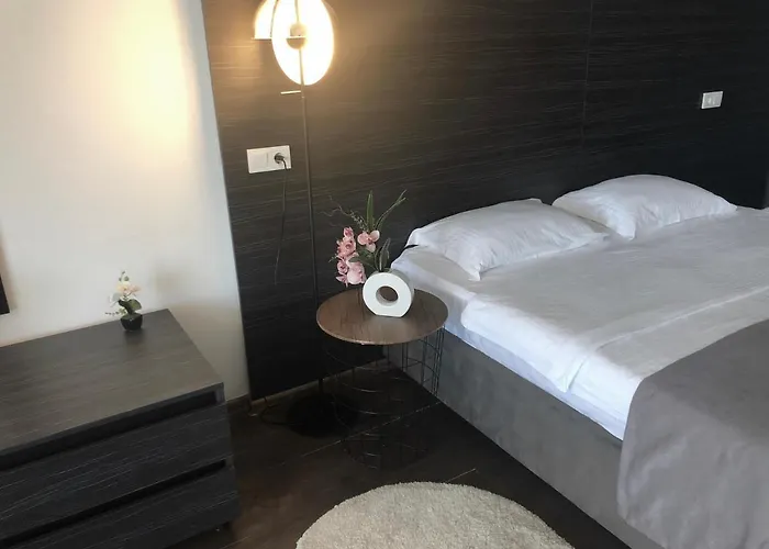 Beach Club Night Club 5* Odessza