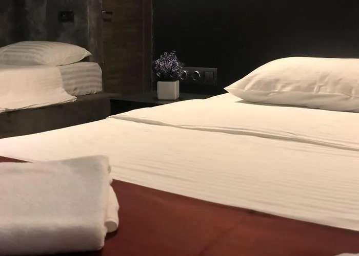 Beach Club Night Club Szálloda 5*